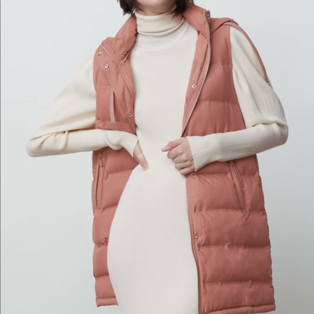Zara Puffer Vest size Medium